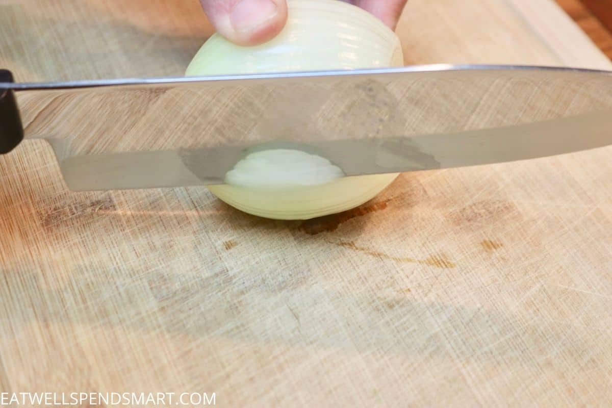 How to cut an onion (4 ways: rings, strips, diced and slices) - A Pinch of  Healthy